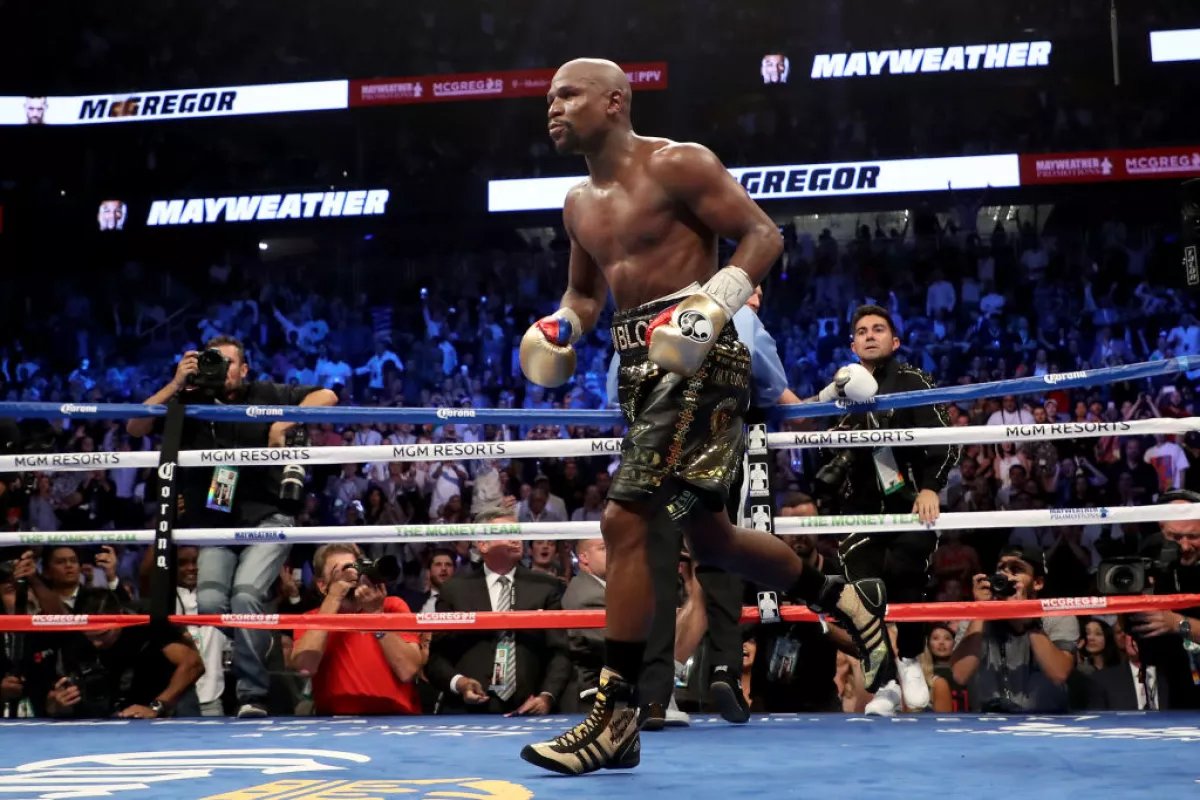 Floyd Mayweather Jr. v Conor McGregor