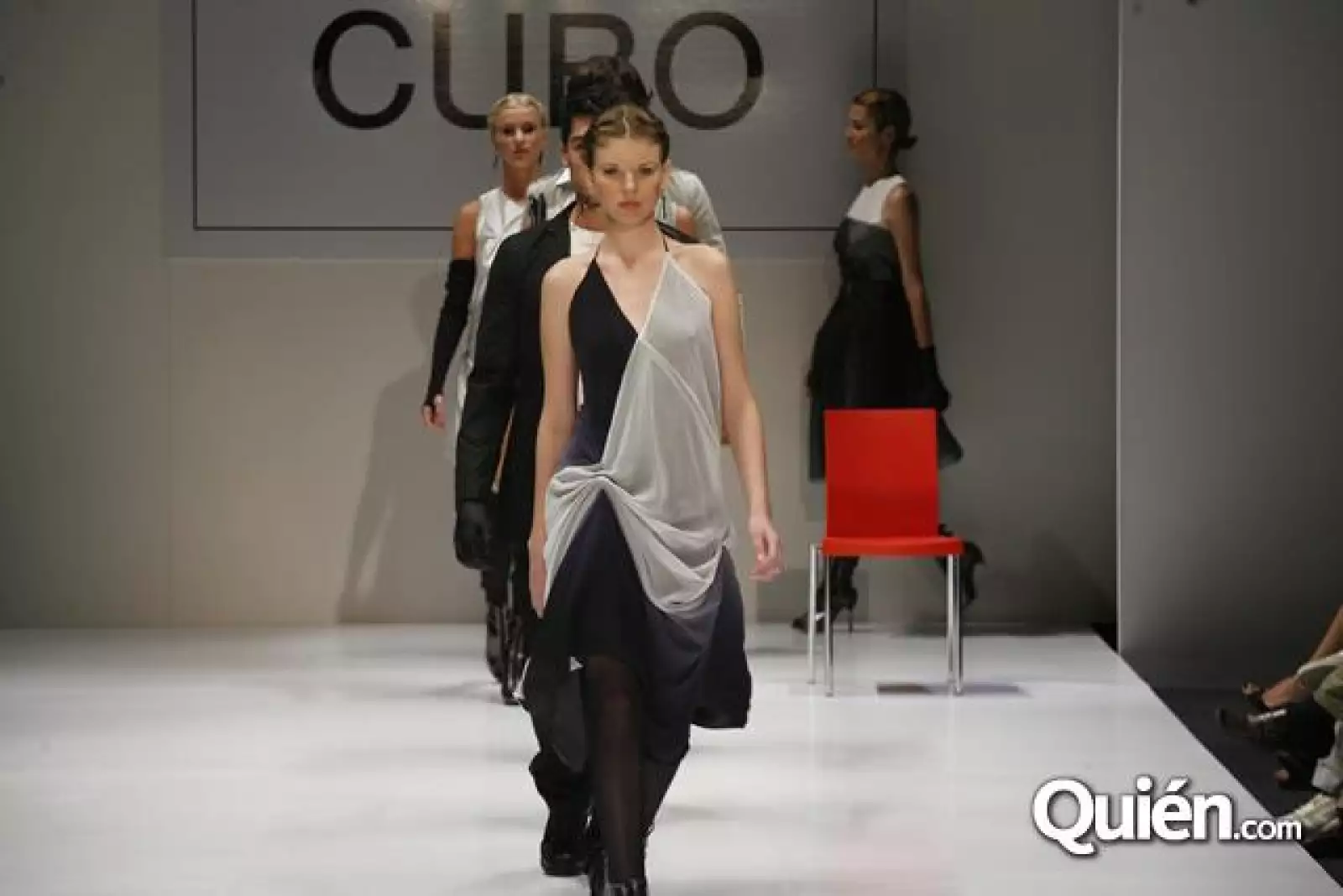 Dfashi Desfile Cubon