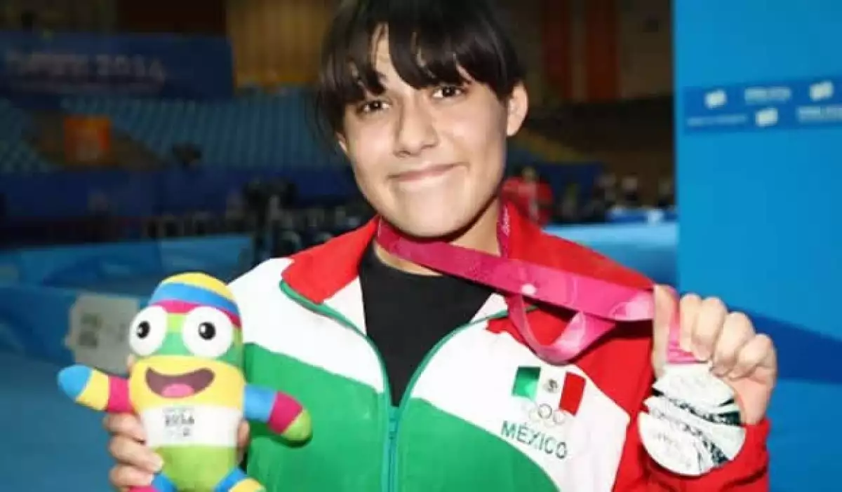 Ana Lilia Durán plata pesas