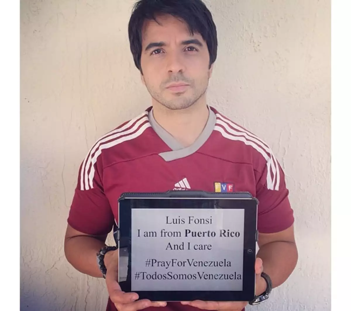 El puertorriqueño alimentó el famoso hashtag con esta imagen de su Instagram.