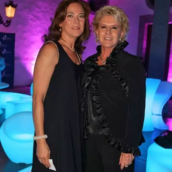 Claudia Fernández y Esperanza Barreiro