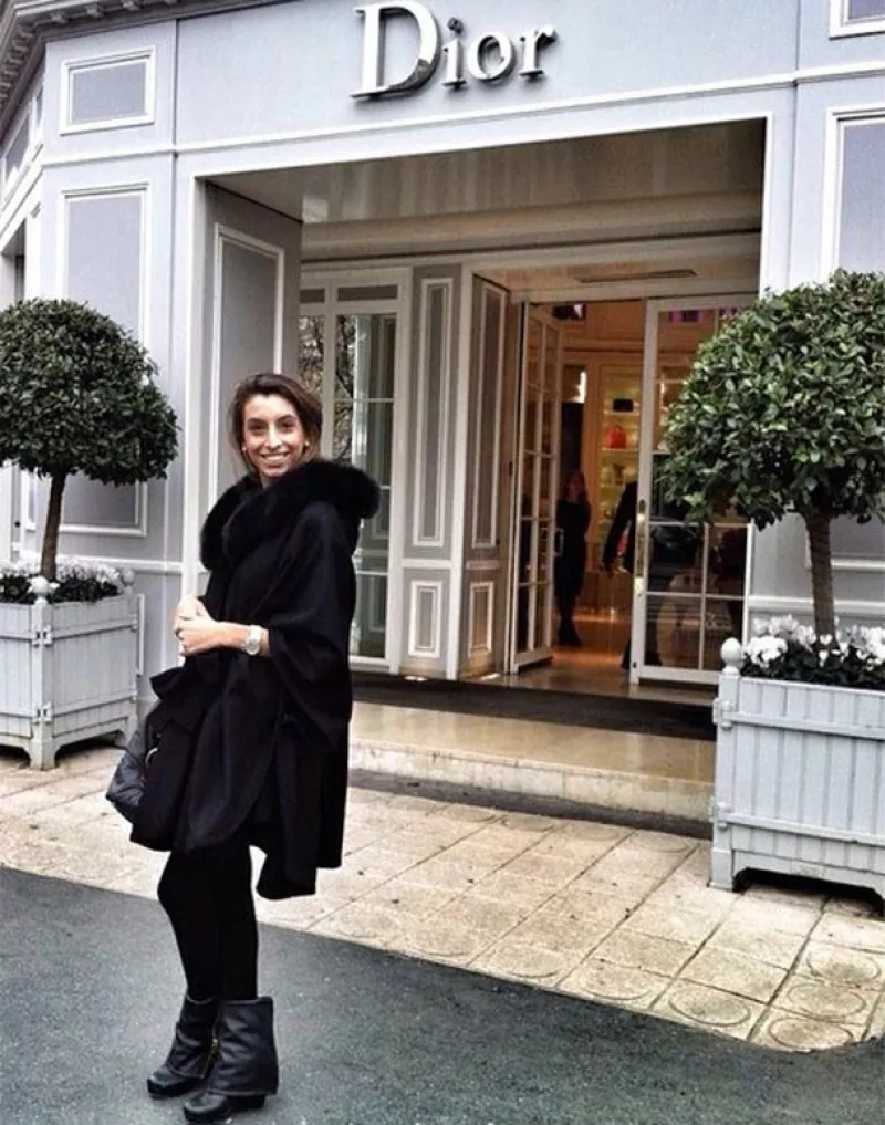 A tan sólo tres años de haber creado Camila Pietrini Couture, esta joven amante de la moda ha podido colocarse como una de los nuevos talentos en diseño más populares del momento.