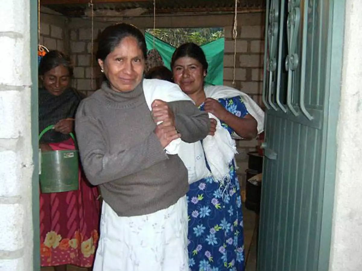 Sedatu promete ayudar a mujeres ind�genas