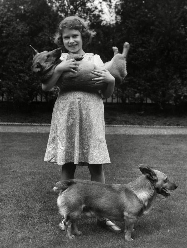 Reina Isabel II