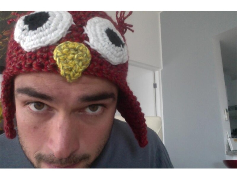 Poncho Herrera presume su nuevo gorro