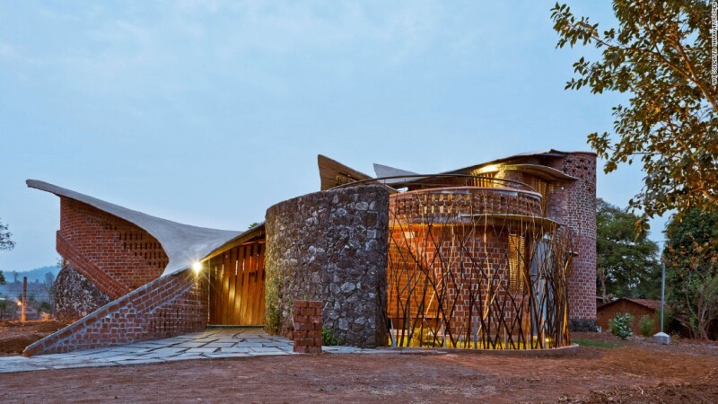 Brick House, de IStudio Architecture (Wada, India)