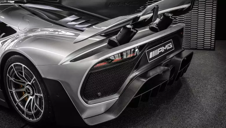 amg 04.jpg