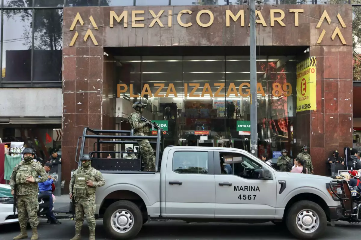 plaza-izazaga-89