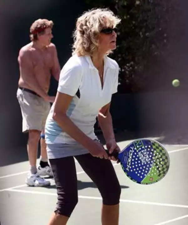 A Farrah le gustaba practicar tenis y paddleball con su novio, Ryan O'Neal.