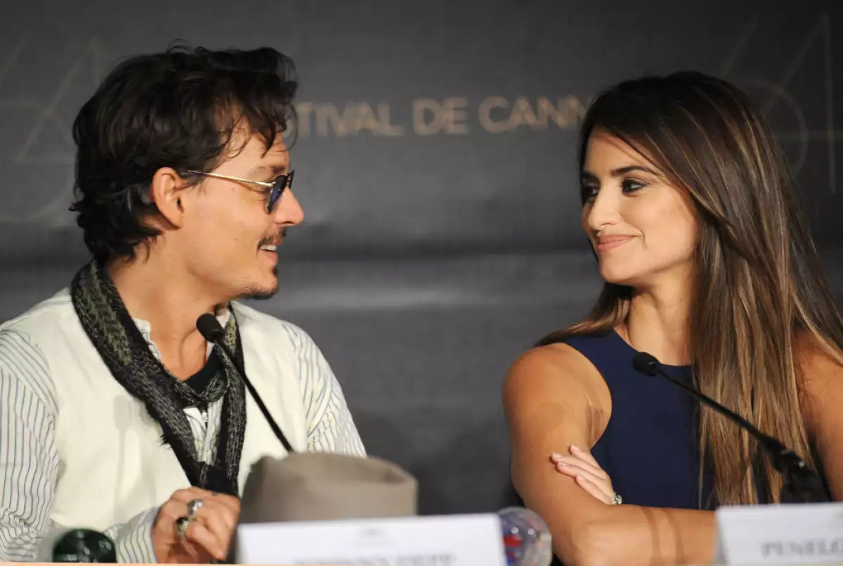 Johnny Deep y Penélope Cruz