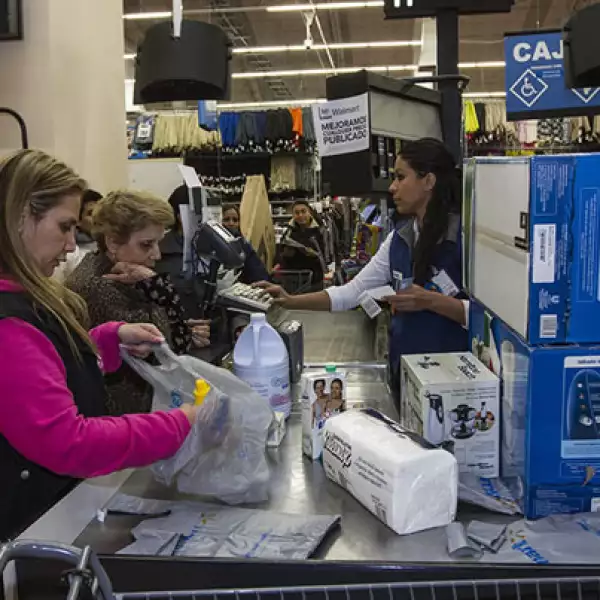 El Gobierno y el sector empresarial esperan que el monto de las ventas aumente de 10% a 12% para este año.