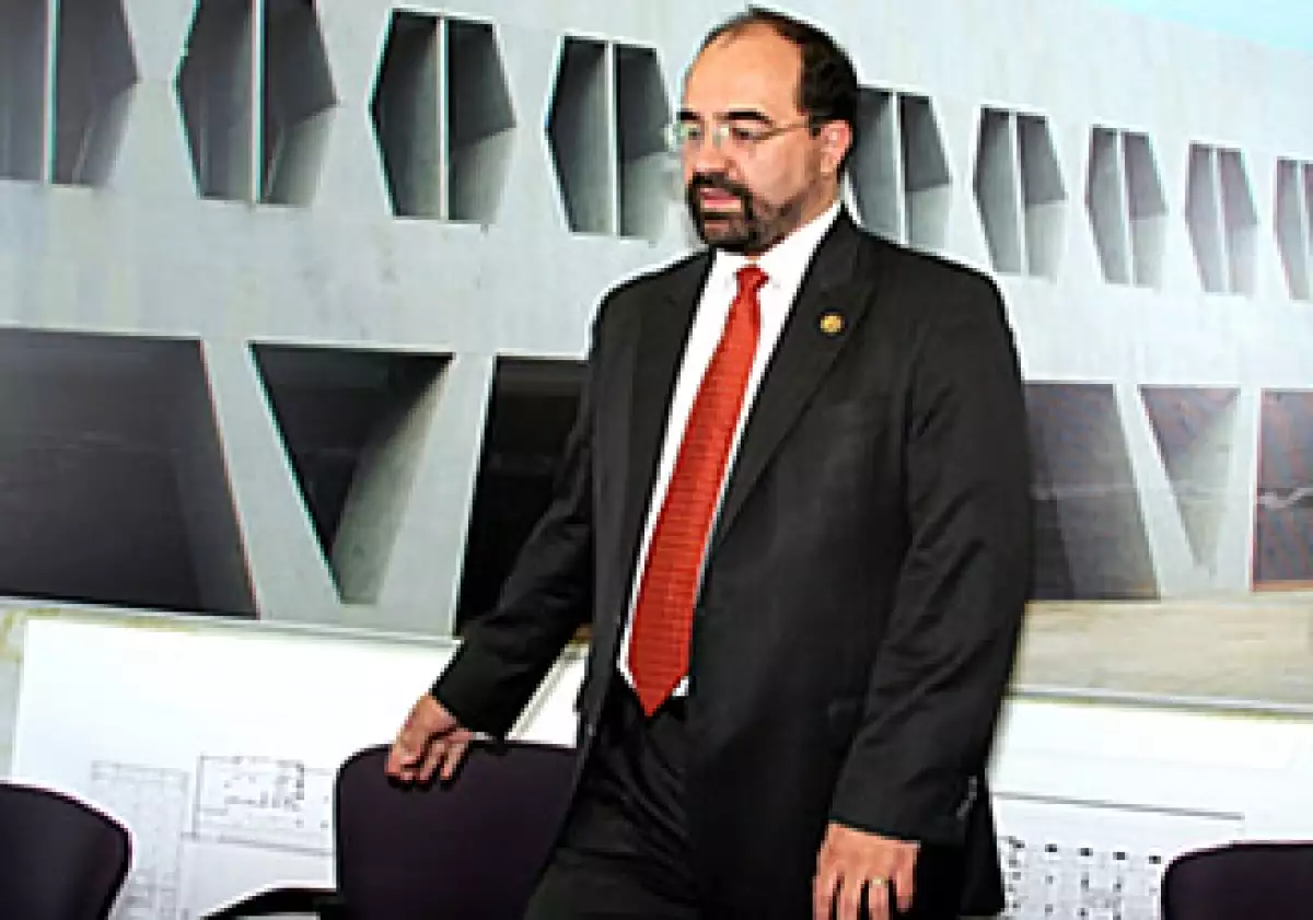 Emilio Álvarez Icaza, quien encabeza la presentación del Programa, dejará la Comisión de Derechos Humanos del DF el 30 de septiembre. (Foto: Notimex)