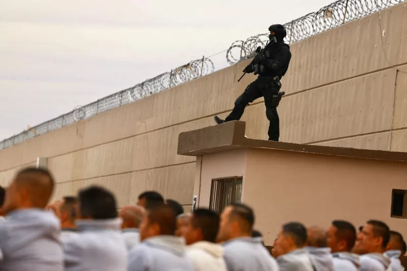 Pablo Escobar's son visits prison in Ciudad Juarez
