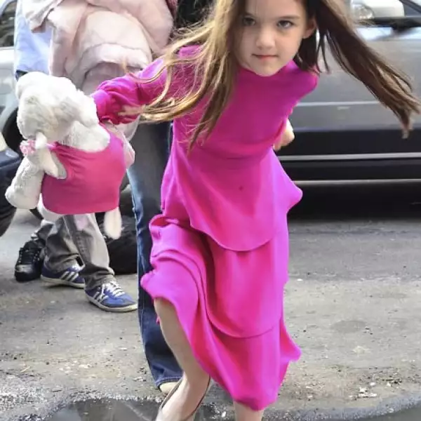 La tonalidad de rosas es variado, pero Suri es fan de los vestidos.