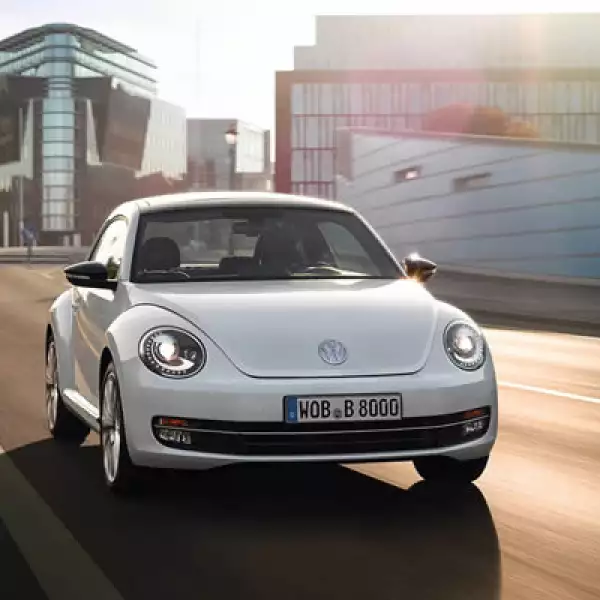 “El Beetle es un símbolo de nuestra marca, combina el legado emocional del escarabajo original con el futuro de Volkswagen", dijo Hubert Waltl, miembro del consejo para el área de producción de VW.