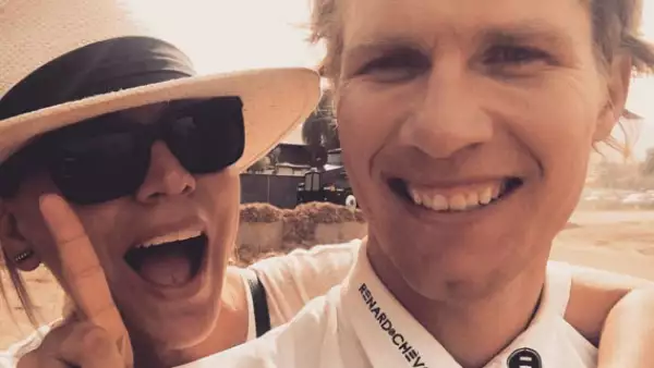 Después de divorciarse de Ryan Sweeting, parece que el corazón de la actriz ya tiene un nuevo dueño, ¿o serán sólo amigos?