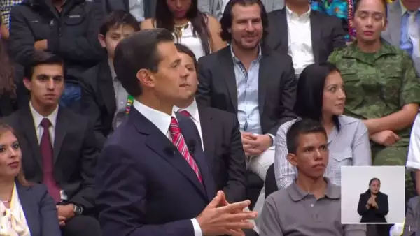 Incorporan preguntas en redes sociales