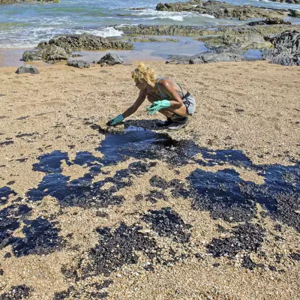 BRAZIL-ENVIRONMENT-POLLUTION-OIL-SPILL
