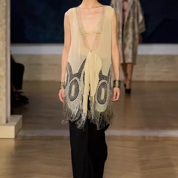 Fendi HC F26 030.jpg