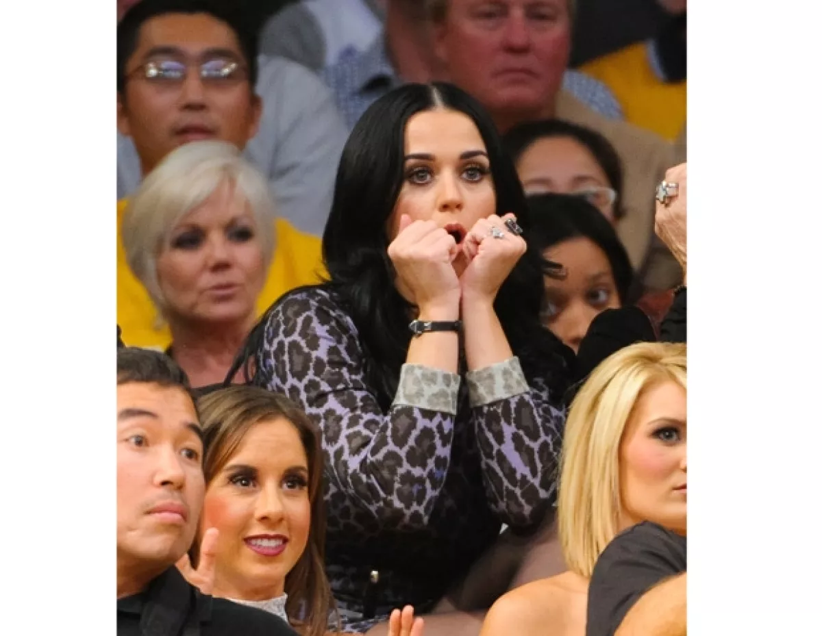 Katy `sufrió el encuentro´.