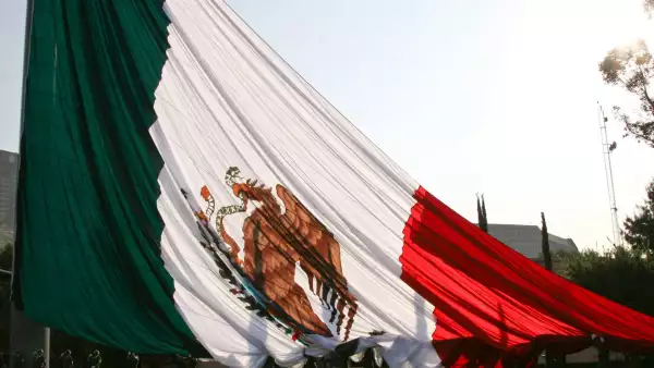 dia de la bandera 24 de febrero 