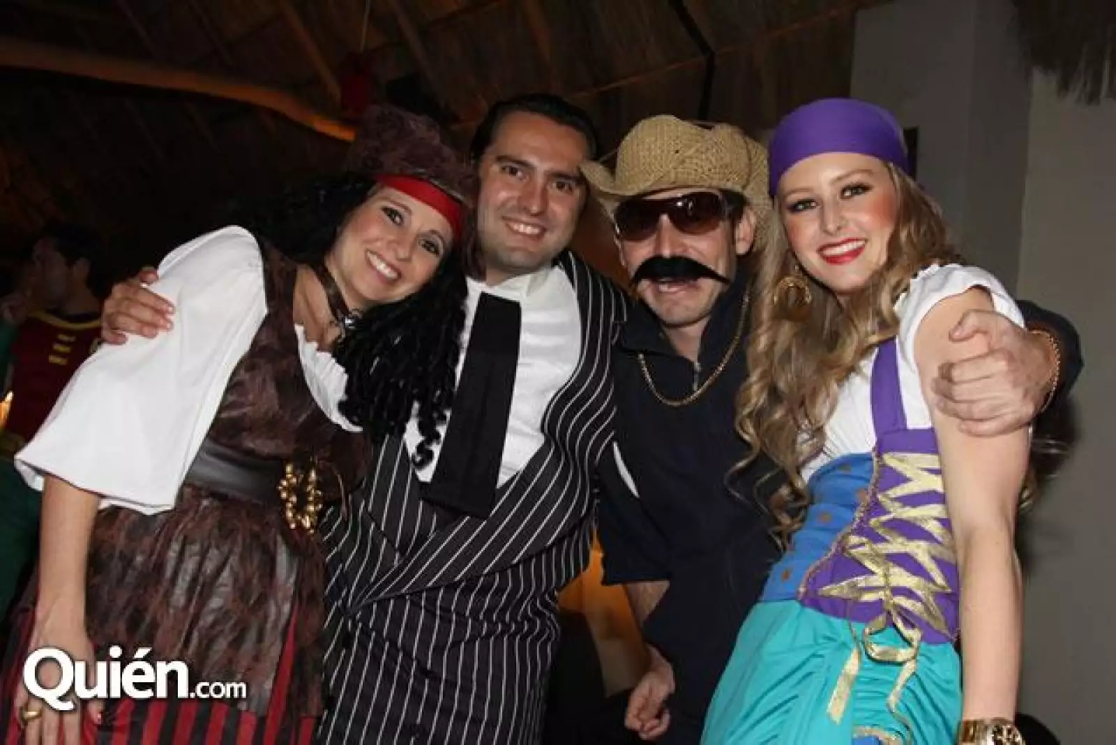 feliz cumple Gaby Romo