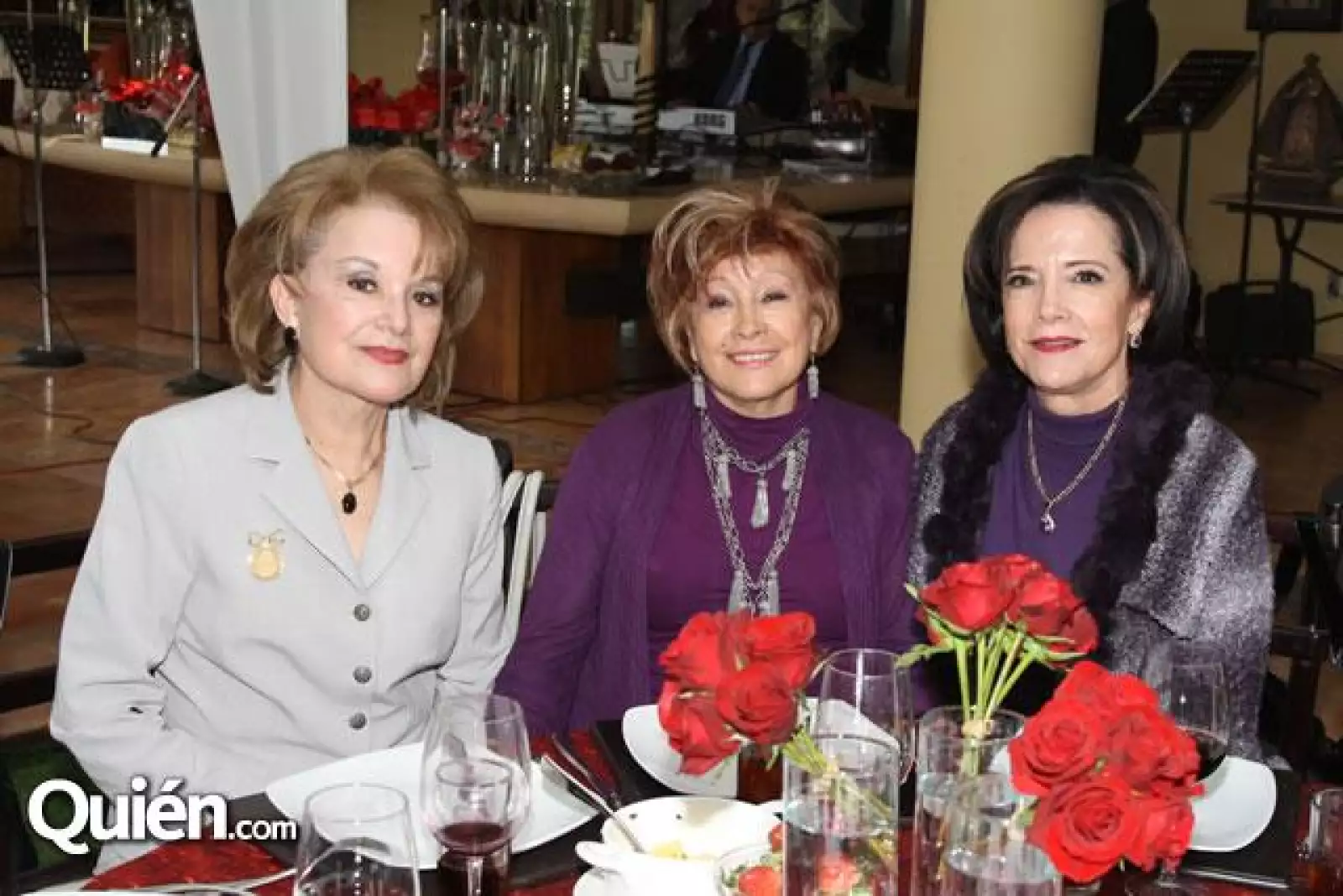 Silvia Ramírez Godoy,Bety Acosta y Luci de Perezlete