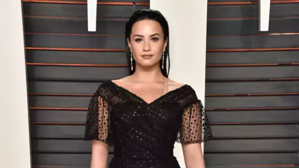 Demi actualmente es una tuitera activa.