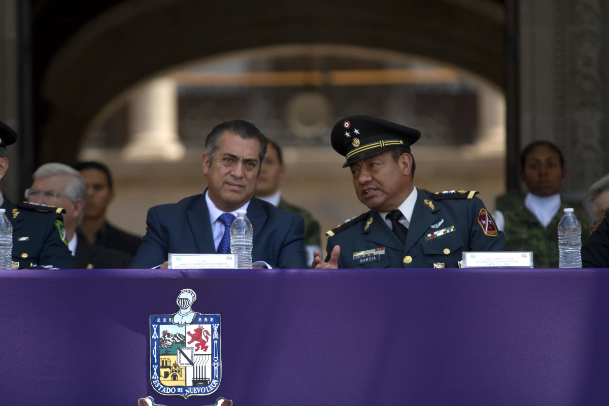 Como gobernador en NL