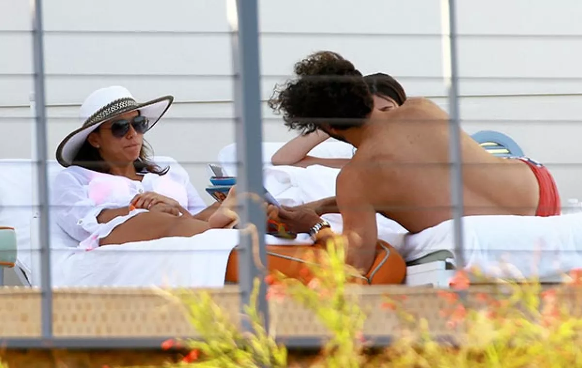 Todo parece indicar que la actriz lleva una gran relación con la hija de su pareja.