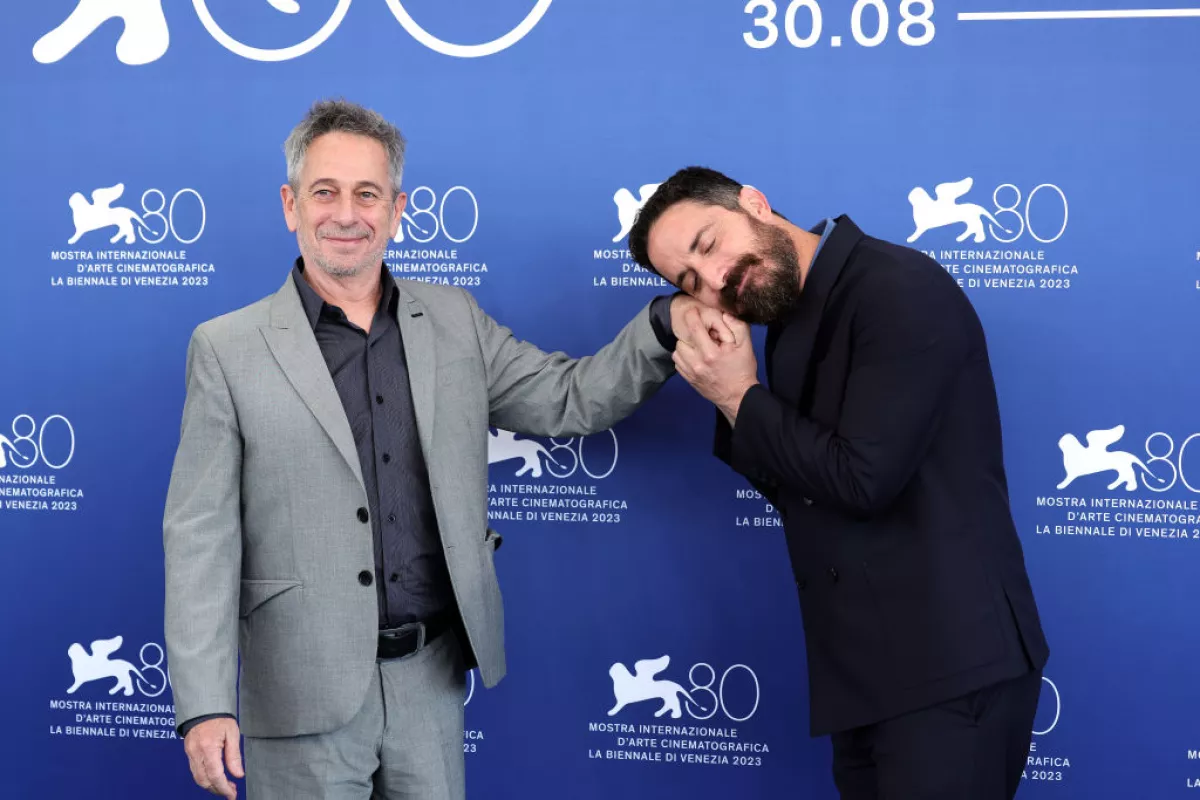 El actor Alfredo Castro y el director chileno Pablo presentaron en Venecia El Conde. 
