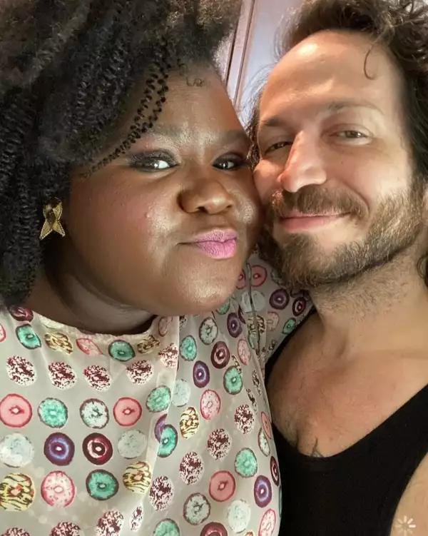 Gabourey Sidibe y su esposo Brandon Frankel esperan gemelos