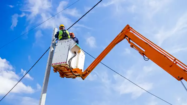 Actualmente está el debate sobre el reordenamiento del cableado