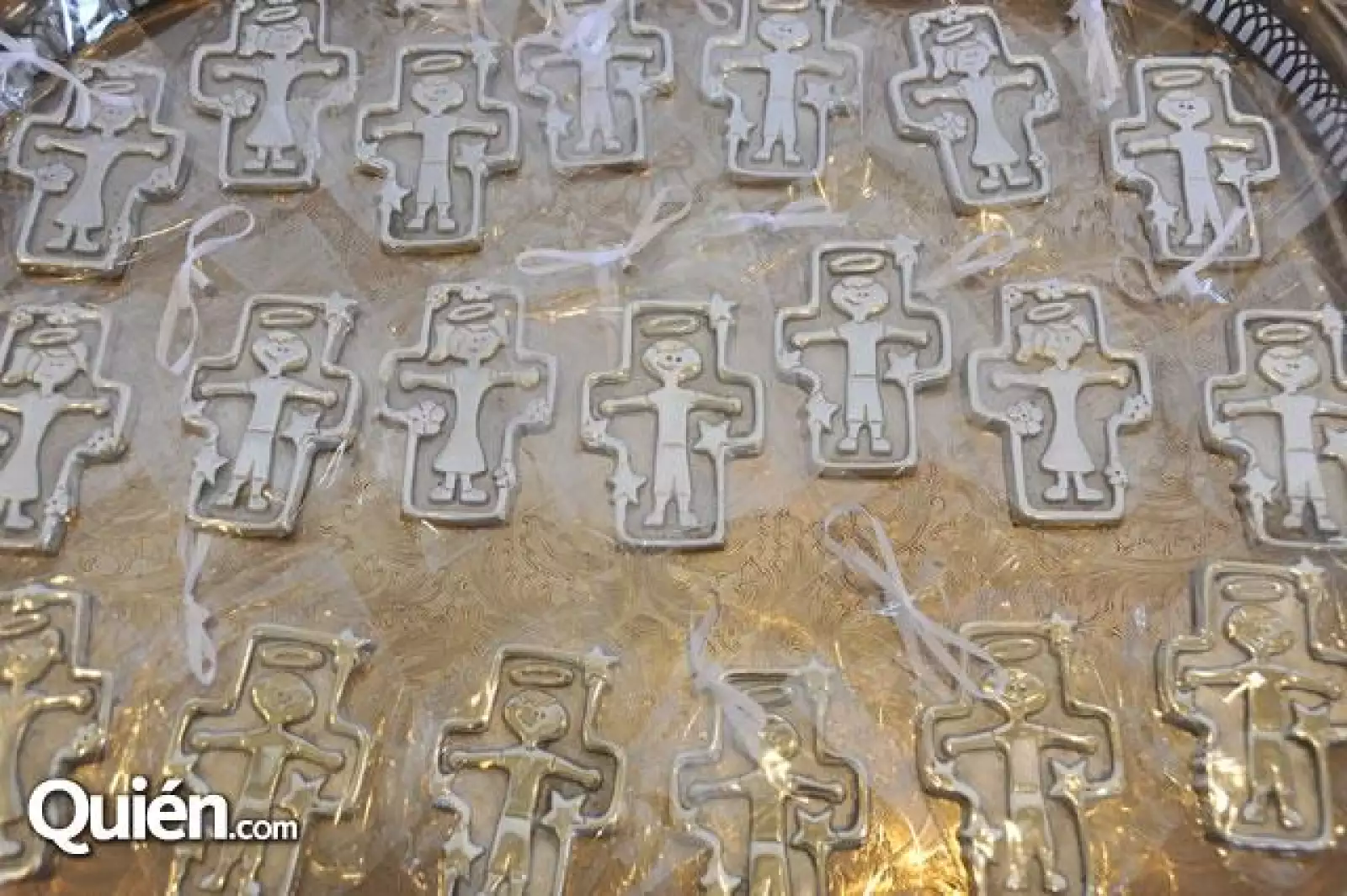 Los recuerdos hechos de plata fueron traidos desde México