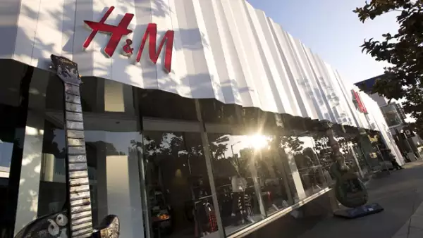 La primera tienda de la compañía sueca en Estados Unidos fue abierta en el año 2000. Actualmente tienen 234 establecimientos en la Unión Americana.