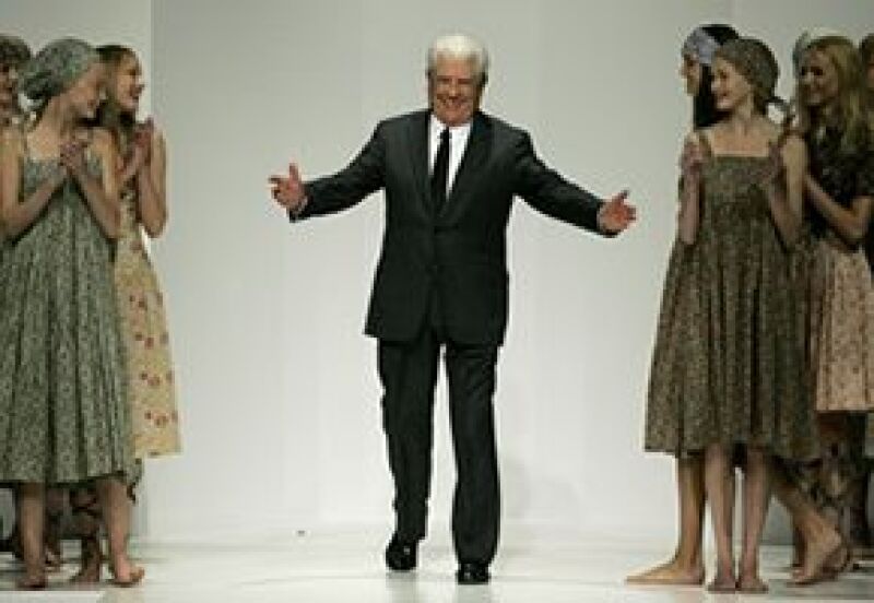 Jean Bousquet fue homenajeado por el público y sus modelos.