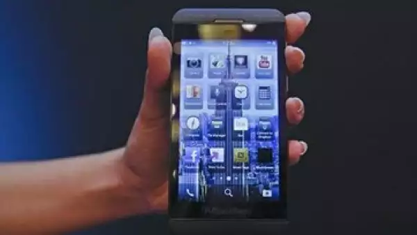 BlackBerry ha tenido dificultades para competir con el iPhone y los móviles con Android. (Foto: Archivo)