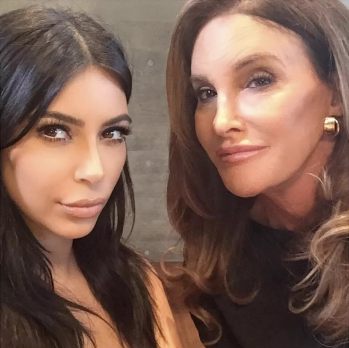 La hija de Caitlyn compartió imagenes durante la fiesta de su hermana Kylie.