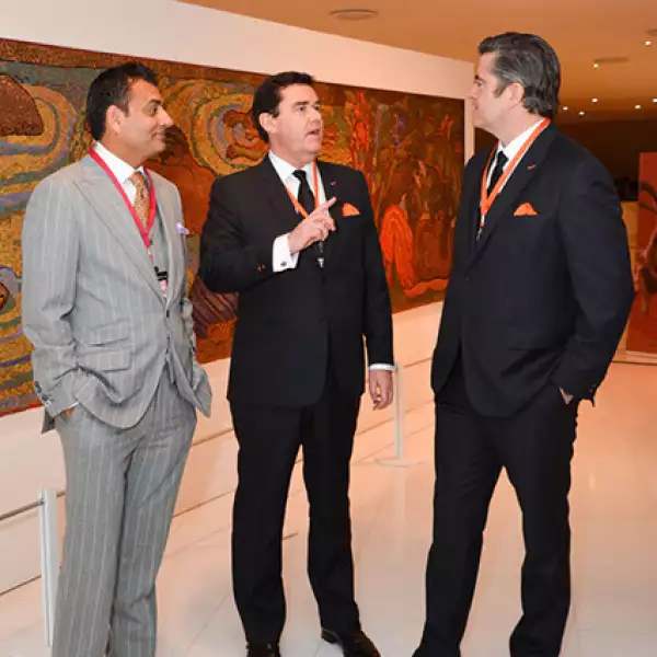 Arshad Mahmood,Steve Curnow y Will Hiwgs.