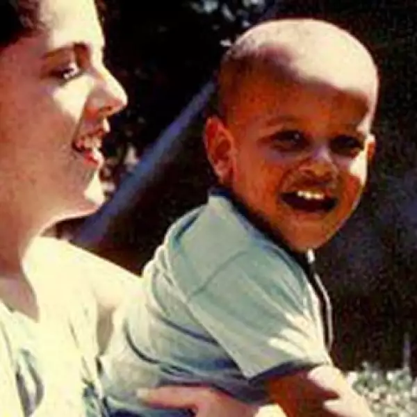 Barack Obama y su madre