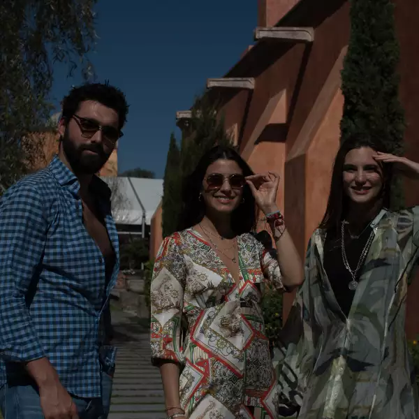 Gonzalo Lopez, Barba Lopez y Macarena Achaga.jpg
