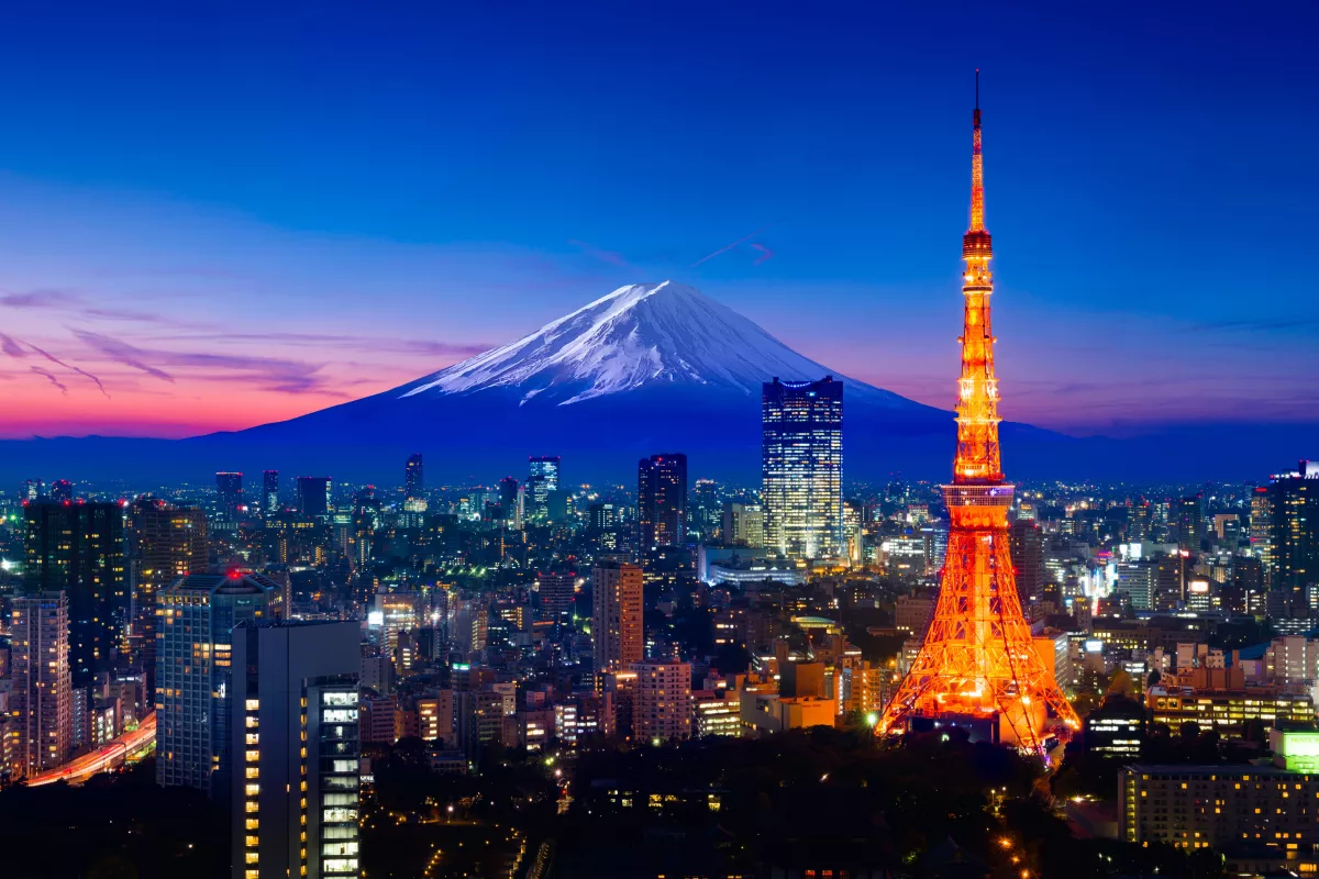 Tokyo,Tower,,With,Mt.fuji,In,The,Background.,Tokyo,,Japan