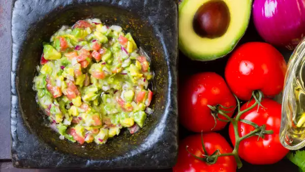18823 pico de gallo aguacate is LarisaBlinova.jpg