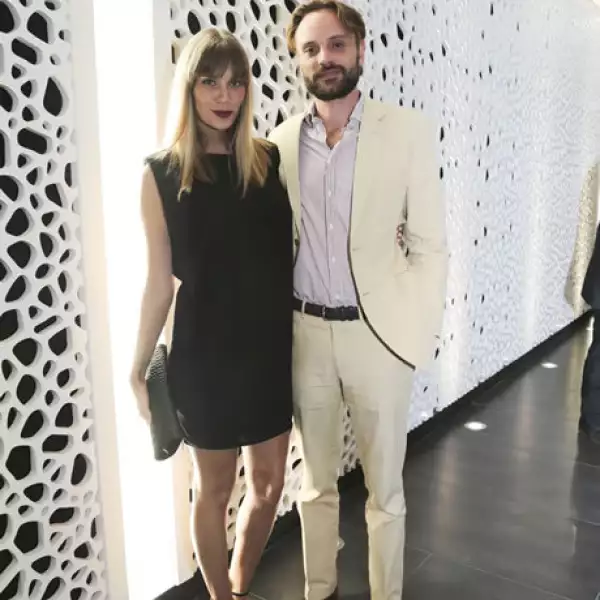 Adriana Ontiveros,Sebastián Mennell.