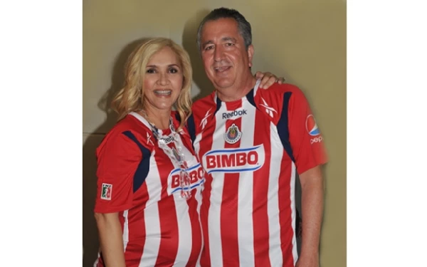 La feliz pareja ya tiene nombre para su futura bebé; se llamará Valentina.