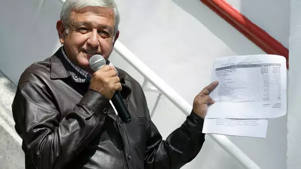 AMLO.
