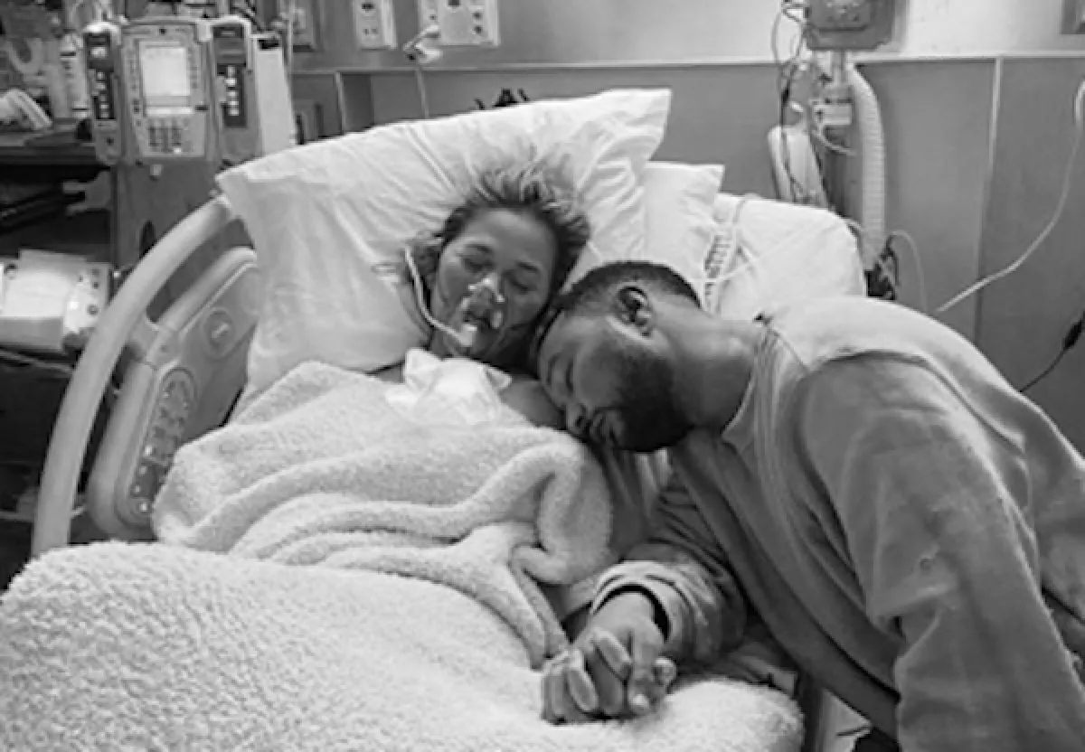 chrissy-teigen-aborto.jpg