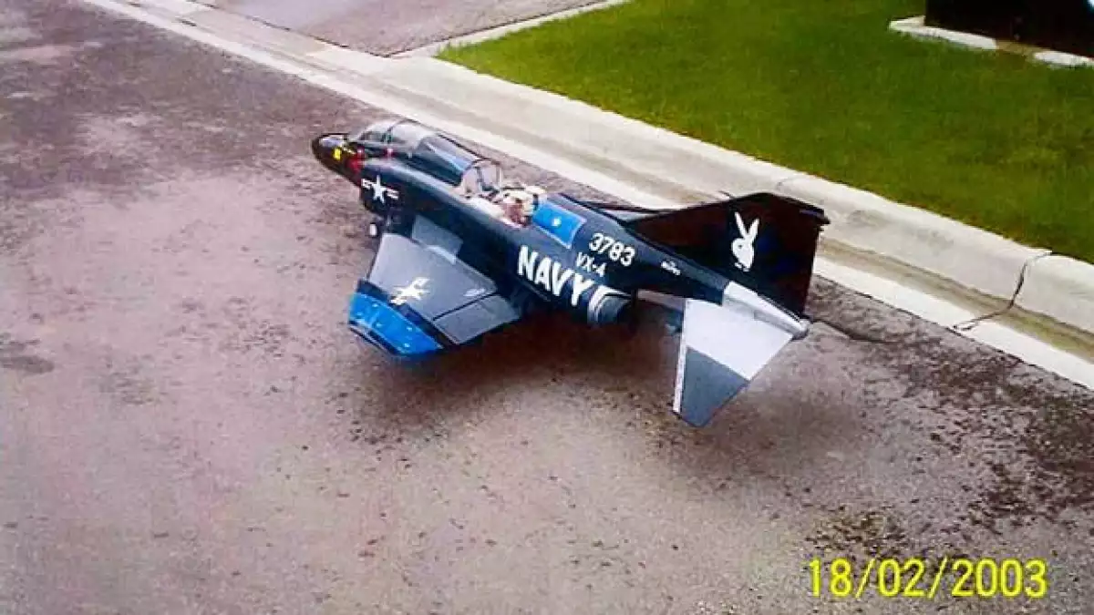 Avión