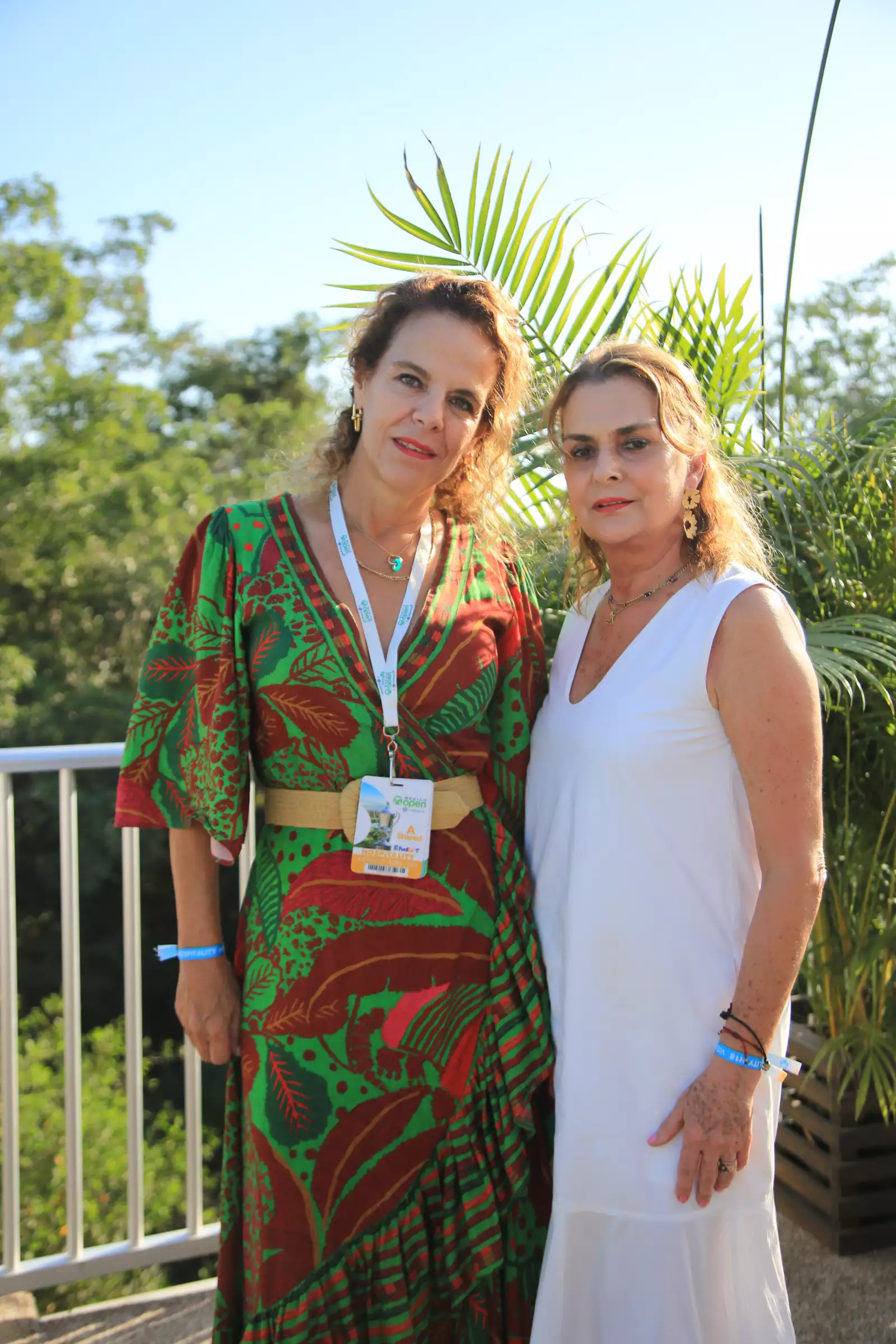 Patricia Garcini y Mónica Romo
