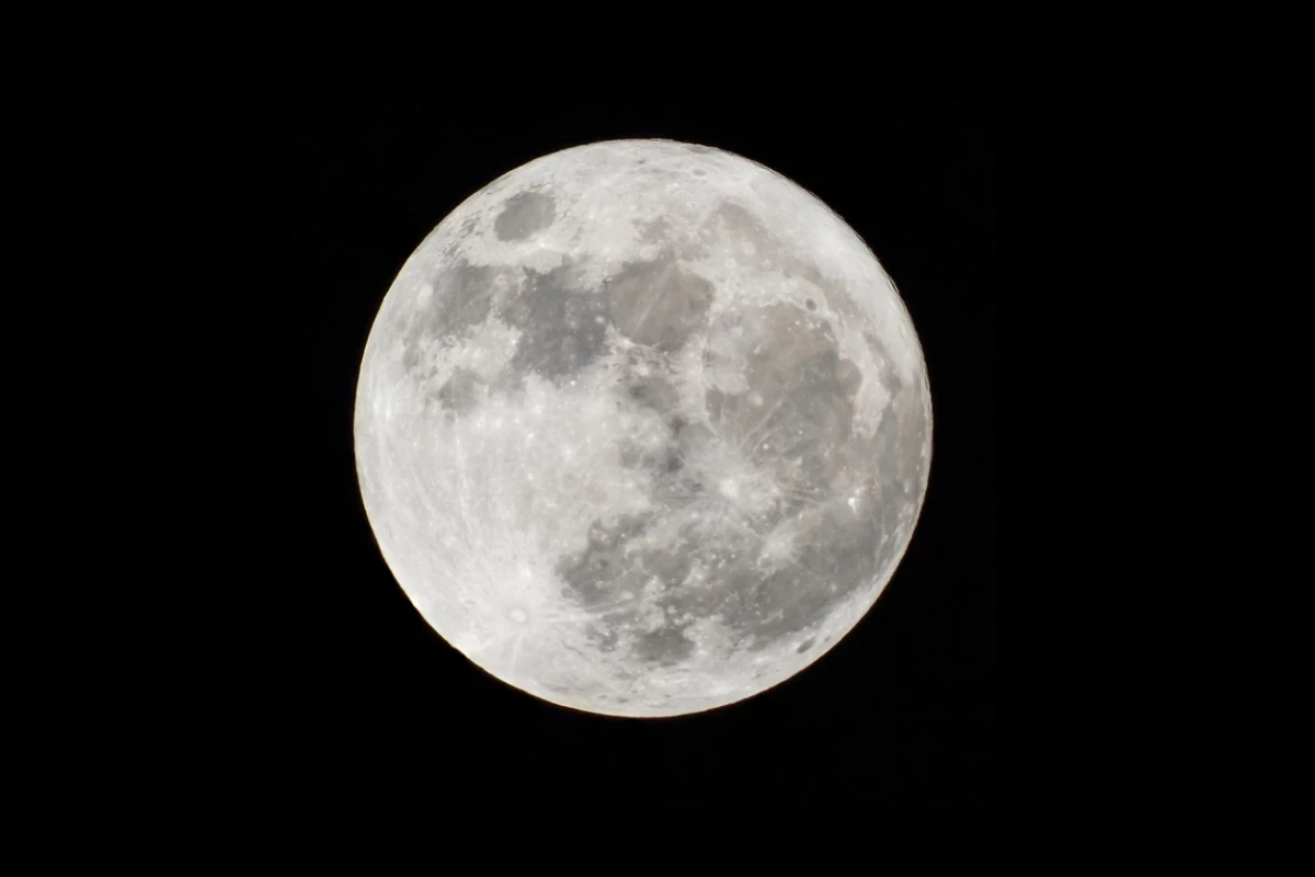 Luna y Saturno
